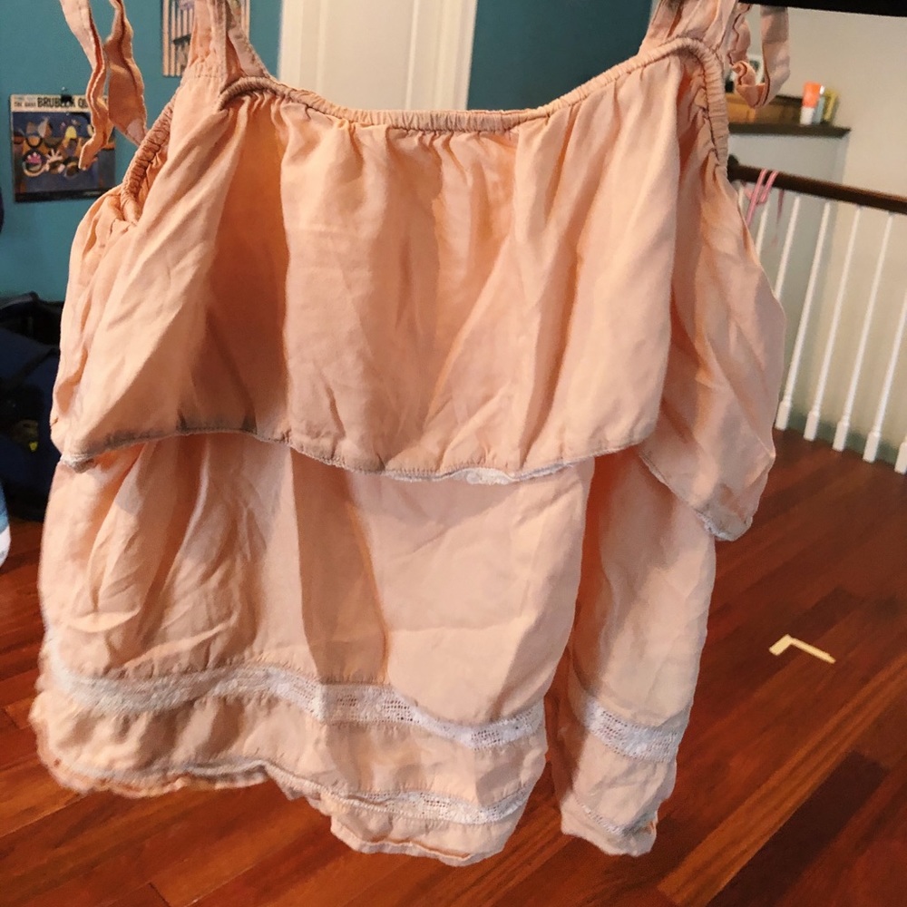 cute pink tank top with lace ribbon